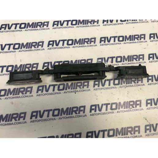 Фонарь подсветки номера Volvo V50 2004-2012 31253006